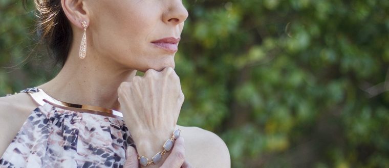 אבני חן וצבעים